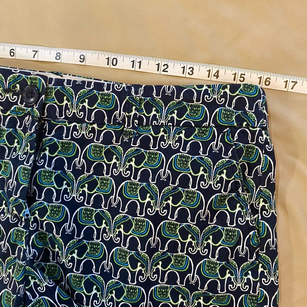 Crown & Ivy Womens Elephant Print Shorts Green Navy Blue Size 8 - Picture 4 of 7